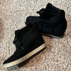 Madden girl Black ankle boots